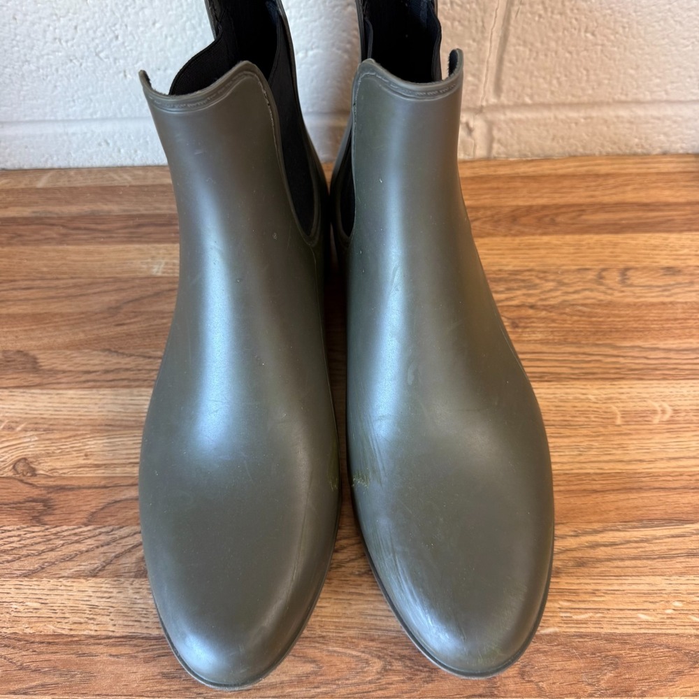 Storm By Cougar Olive Chelsea Waterproof Rain Boots Women Size 11